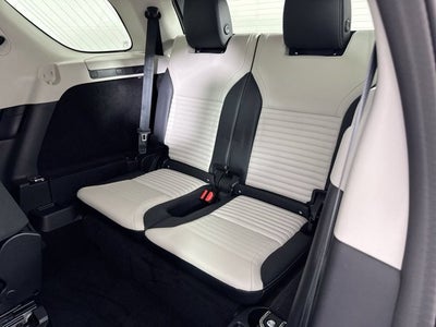 2025 Land Rover Discovery Dynamic SE