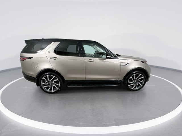 2025 Land Rover Discovery Dynamic SE
