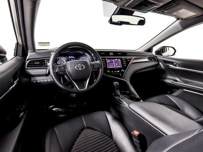 2020 Toyota Camry SE