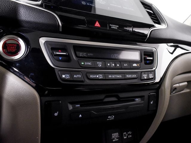 2019 Honda Pilot Touring 8 Passenger