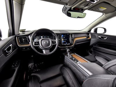 2019 Volvo XC60 T5 Inscription