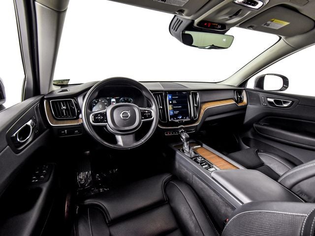2019 Volvo XC60 T5 Inscription