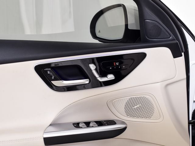 2025 Mercedes-Benz C 300 C 300