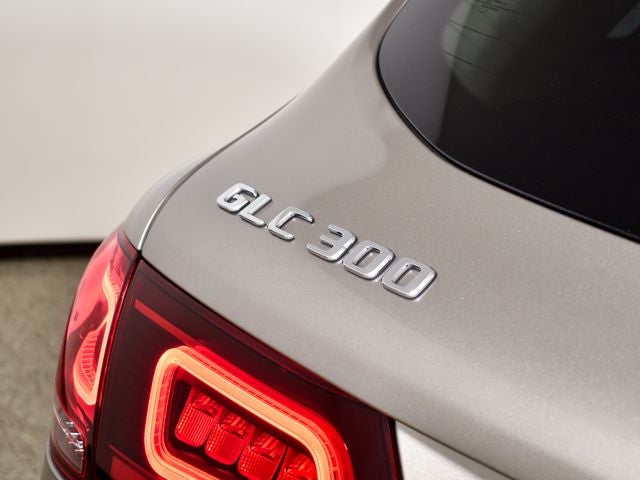 2022 Mercedes-Benz GLC 300 GLC 300