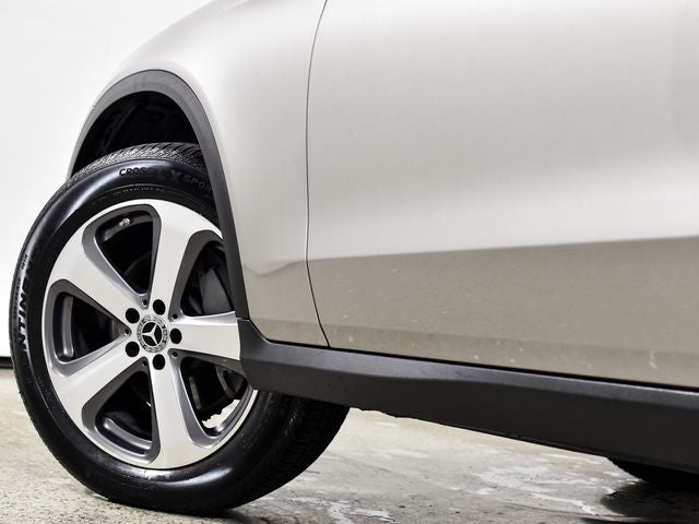 2022 Mercedes-Benz GLC 300 GLC 300