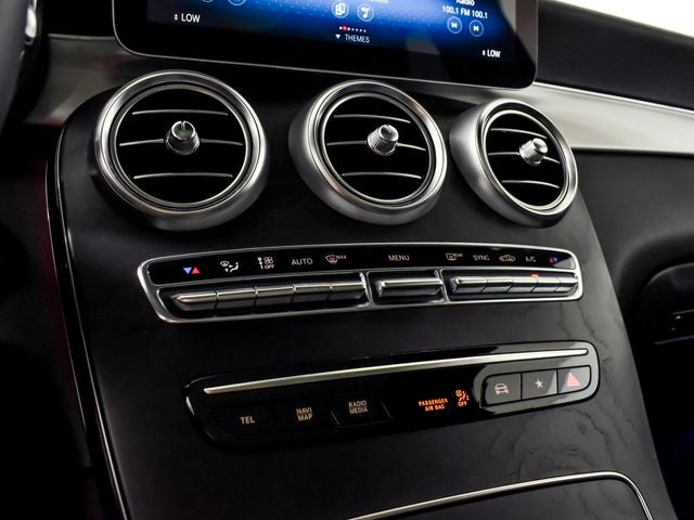 2022 Mercedes-Benz GLC 300 GLC 300