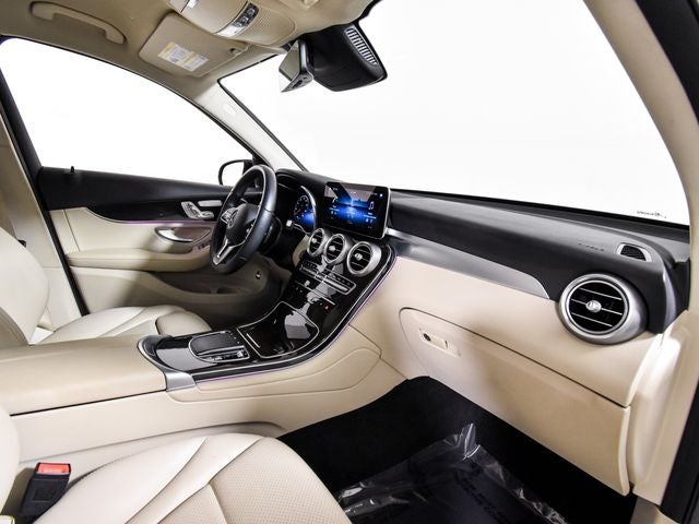 2022 Mercedes-Benz GLC 300 GLC 300