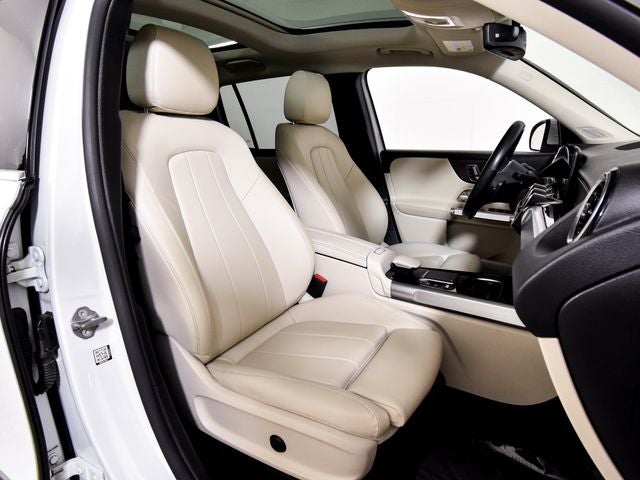 2022 Mercedes-Benz GLB 250 GLB 250