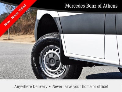 2024 Mercedes-Benz Sprinter Crew Van Cargo 144 WB 4MATIC®