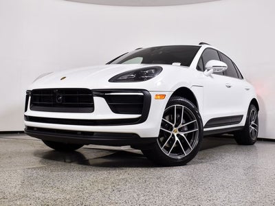 2025 Porsche Macan Base