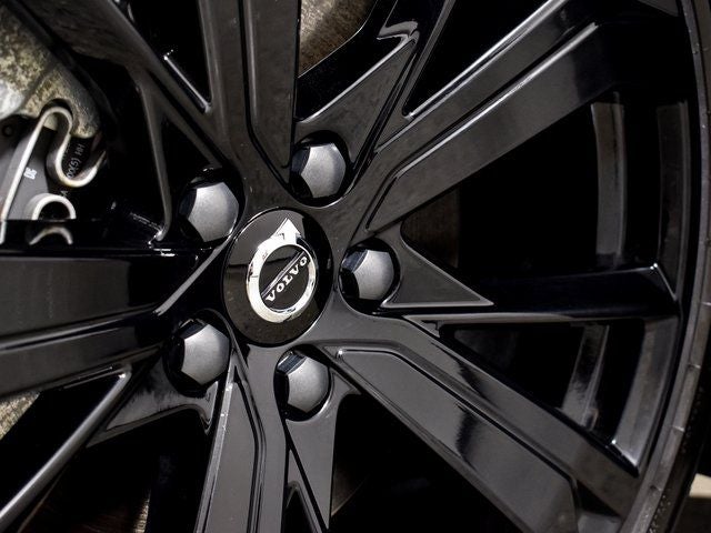 2024 Volvo XC60 Recharge Plug-In Hybrid Ultimate