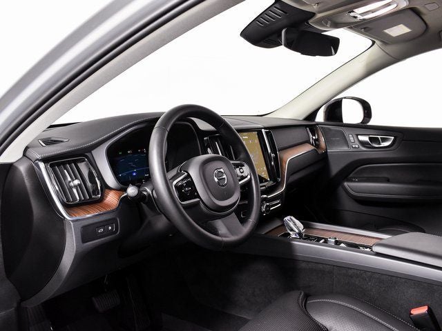 2024 Volvo XC60 Recharge Plug-In Hybrid Ultimate