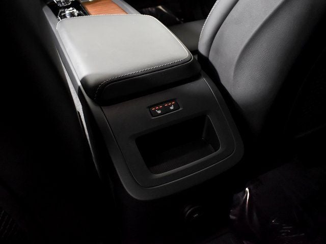 2024 Volvo XC60 Recharge Plug-In Hybrid Ultimate