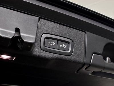 2024 Volvo XC60 Recharge Plug-In Hybrid Ultimate