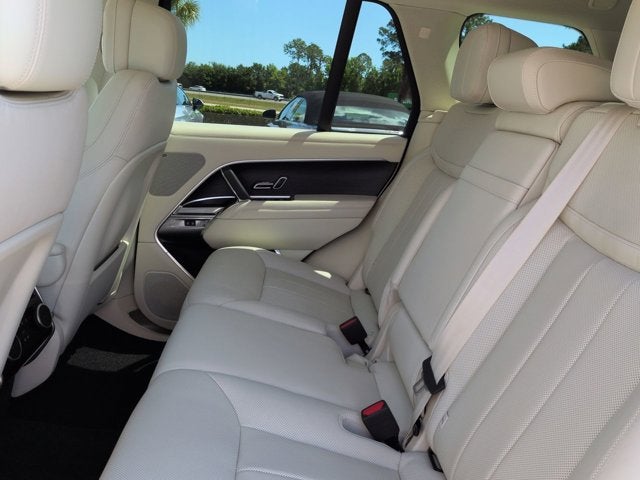 2023 Land Rover Range Rover SE