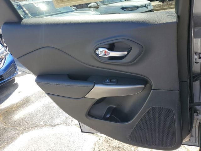 2021 Jeep Cherokee Latitude Plus