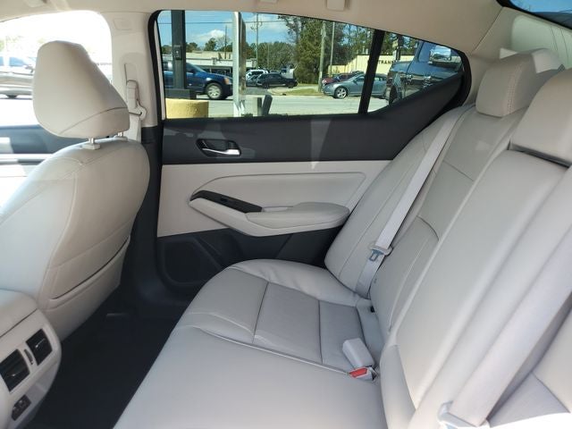 2022 Nissan Altima 2.5 SL