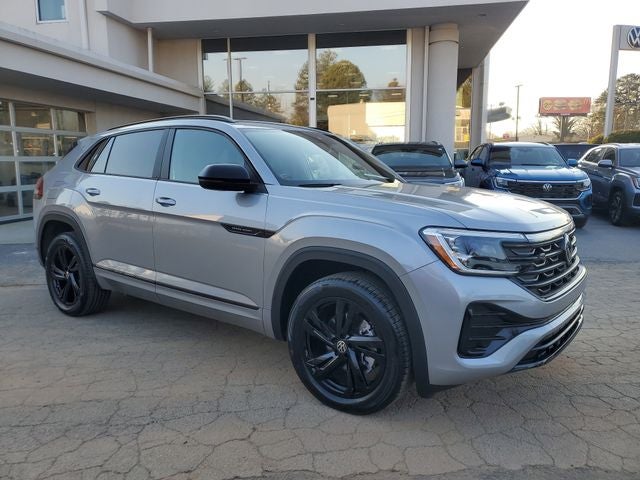 2026 Volkswagen Atlas Cross Sport 2.0T SEL R-Line Black