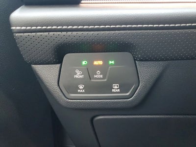 2026 Volkswagen Atlas Cross Sport 2.0T SEL R-Line Black