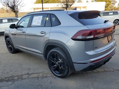 2026 Volkswagen Atlas Cross Sport 2.0T SEL R-Line Black