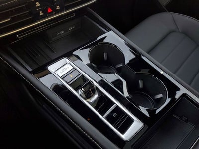 2026 Volkswagen Atlas Cross Sport 2.0T SEL R-Line Black