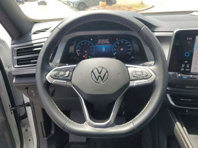 2025 Volkswagen Atlas Cross Sport 2.0T SE