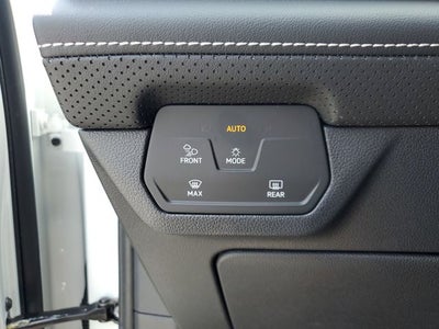 2025 Volkswagen Atlas Cross Sport 2.0T SE