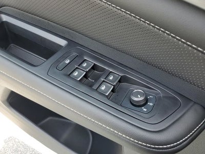 2025 Volkswagen Atlas Cross Sport 2.0T SE