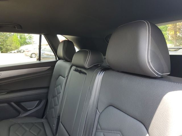 2025 Volkswagen Atlas Cross Sport 2.0T SE