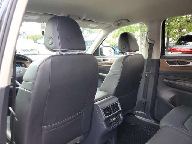 2025 Volkswagen Atlas 2.0T SE