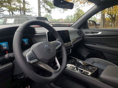 2026 Volkswagen Atlas Cross Sport 2.0T SEL Premium R-Line