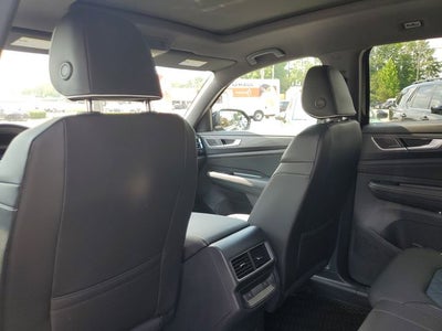 2025 Volkswagen Atlas Cross Sport 2.0T SEL Premium R-Line