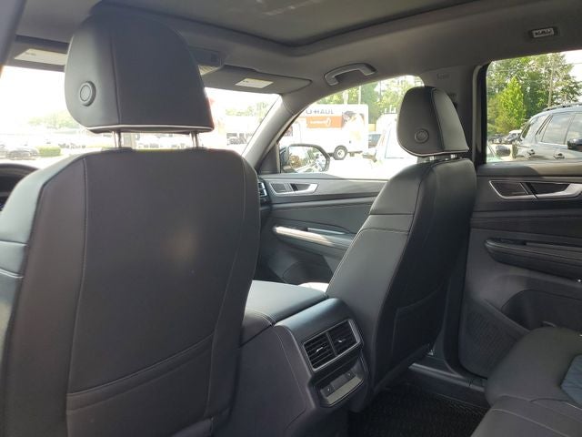 2025 Volkswagen Atlas Cross Sport 2.0T SEL Premium R-Line