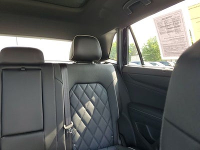 2024 Volkswagen Atlas Cross Sport 2.0T SEL Premium R-Line