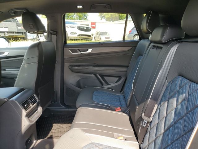2024 Volkswagen Atlas Cross Sport 2.0T SEL Premium R-Line