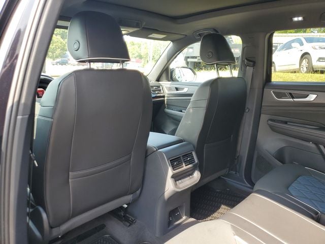 2024 Volkswagen Atlas Cross Sport 2.0T SEL Premium R-Line