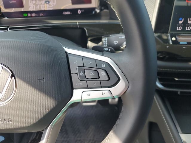 2024 Volkswagen Atlas Cross Sport 2.0T SEL Premium R-Line