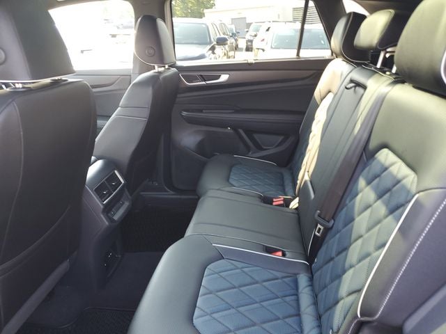 2025 Volkswagen Atlas Cross Sport 2.0T SEL Premium R-Line