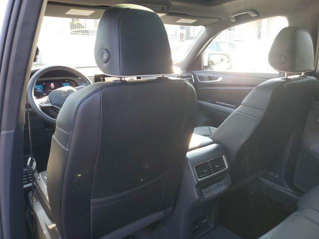 2025 Volkswagen Atlas Cross Sport 2.0T SEL Premium R-Line