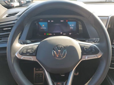2025 Volkswagen Atlas Cross Sport 2.0T SEL Premium R-Line