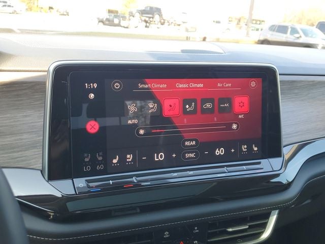 2025 Volkswagen Atlas 2.0T SEL Premium R-Line