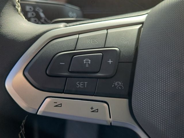 2026 Volkswagen Atlas SE w/Technology