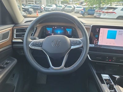 2026 Volkswagen Atlas SE w/Technology