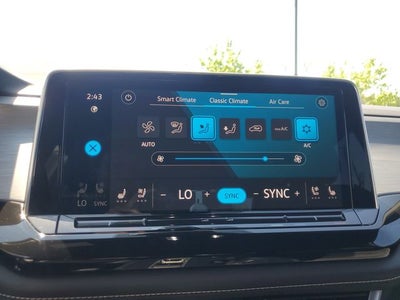 2025 Volkswagen Atlas Cross Sport 2.0T SE
