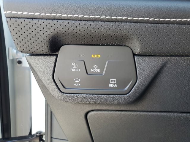 2025 Volkswagen Atlas Cross Sport 2.0T SE