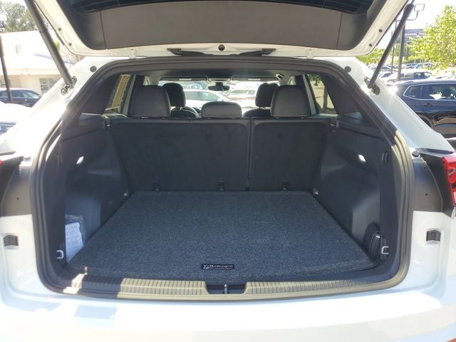 2025 Volkswagen Atlas Cross Sport 2.0T SE
