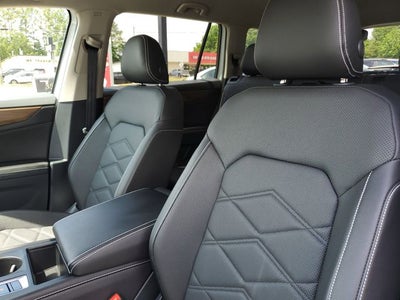 2025 Volkswagen Atlas 2.0T SE