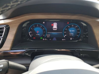 2025 Volkswagen Atlas 2.0T SE