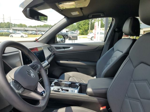 2024 Volkswagen Atlas Cross Sport 2.0T SE w/Technology