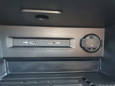 2025 Volkswagen Taos 1.5T SE Black